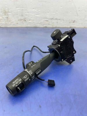 2015-2020 GMC Yukon XL Jet Black Turn Signal and Wiper Combination Switch (Used OEM)