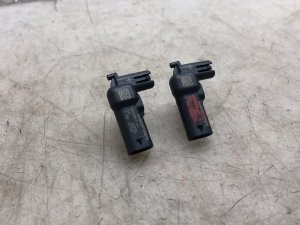 2023-2025 Jeep Grand Cherokee L B-Pillar Satellite Accelerometer Sensor Set - Front (Used OEM)