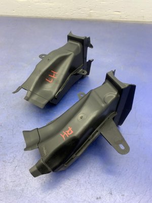 2016-2019 BMW 750i Lower Wheelhouse Air Duct and Resonator Set (Used OEM)