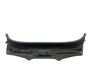2017-2023 BMW M550i xDrive Cowl Grille Vent Cover Seal - Front (Used OEM)