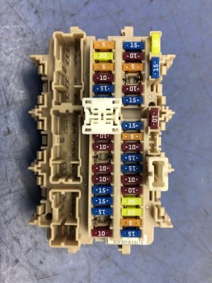 2015-2024 Nissan Murano Instrument Panel Fuse Relay Junction Block (Used OEM)