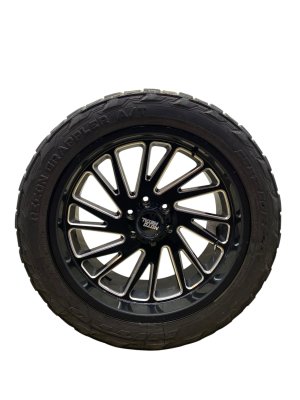 2019-2024 Ram 1500 22-Inch Moto Metal M802 Combat Alloy Wheel with 33x12.50 Tire (Used OEM)