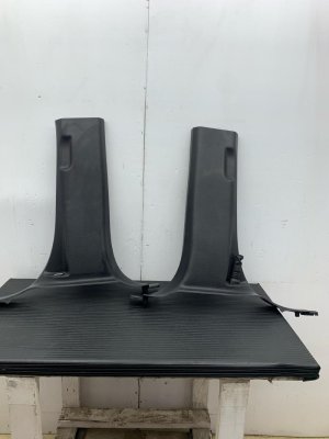 2018-2021 Lincoln Navigator Ebony (Black) B-Pillar Trim Cover Panel Set (Used OEM)