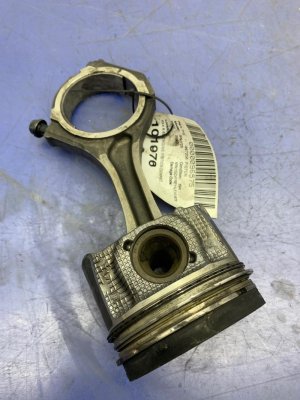 2019-2023 GMC Sierra 2500 HD Engine Piston and Connecting Rod Assembly (Used OEM)