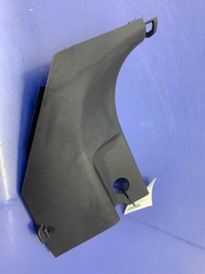 2020-2022 Hyundai Palisade Black Lower Kick Plate Exterior Trim Panel - Front (Used OEM)