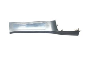  Tesla Model x Lower Door Scuff Sill Plate Cover - Rear (Used OEM)