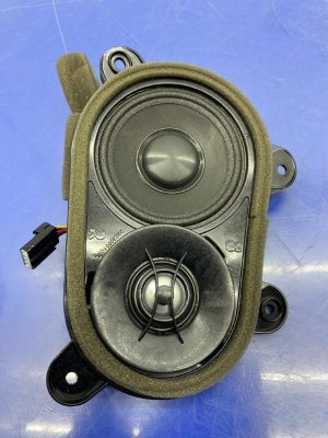 2018-2025 Lincoln Navigator Quarter D-Pillar Speaker with Tweeter - Rear, Right (Passenger) (Used OEM)