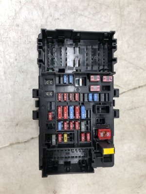 2015-2020 Chevrolet Tahoe Dashboard Fuse and Relay Box - Front (Used OEM)