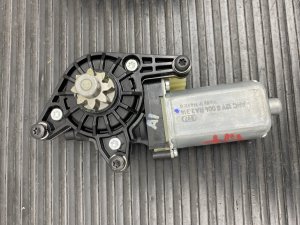 2020-2025 Lincoln Aviator Power Seat Motor Set (3) - Front (Used OEM)