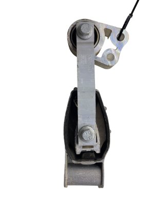 2021-2024 Volvo XC40 Engine Mount Bracket - Front (Used OEM)