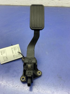 2025-2026 Honda Odyssey Accelerator Pedal Assembly (Used OEM)