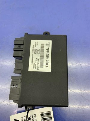2017-2018 Porsche Macan Power Seat Memory Control Module - Front (Used OEM)