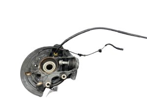 2016-2022 Jeep Grand Cherokee Wheel Hub Spindle Knuckle Assembly - Rear, Right (Passenger) (Used OEM)