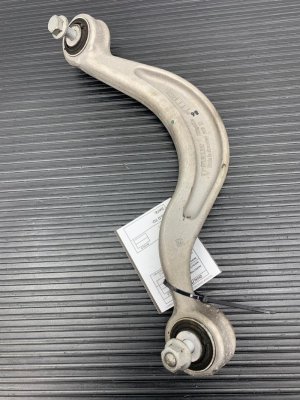 2017-2024 Porsche Panamera Suspension Control Arm Set - Rear, Right (Passenger) (Used OEM)