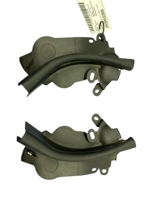2024-2026 BMW M5 Hood Trim Seal Set - Front (Used OEM)