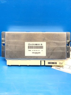 2017-2018 Mercedes-Benz E500 Active Air Suspension Control Module (Used OEM)