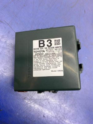 2013-2016 Lexus LS600h Tire Pressure Monitor Control Module (Used OEM)