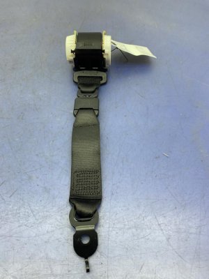 2011-2016 BMW 528i Black Center Seat Belt Assembly - Rear, Right (Passenger) (Used OEM)