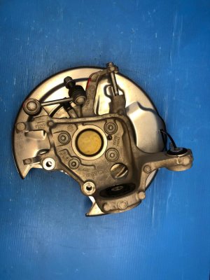 2019-2025 Volvo V60 Wheel Hub and Spindle Assembly - Rear, Right (Passenger) (Used OEM)