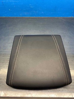 2022-2025 Acura MDX Ebony (Black) Center Console Lid Armrest (Used OEM)