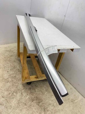 2012-2015 Mercedes-Benz ML350 Upper Roof Rail Luggage Rack Set (Used OEM)