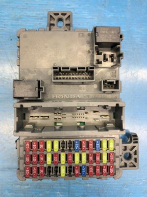 2018-2024 Honda Odyssey Chassis Fuse Relay Junction Box - Front (Used OEM)