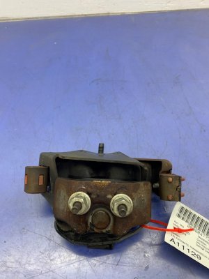 2018-2025 Lincoln Navigator Transmission Mount (Used OEM)