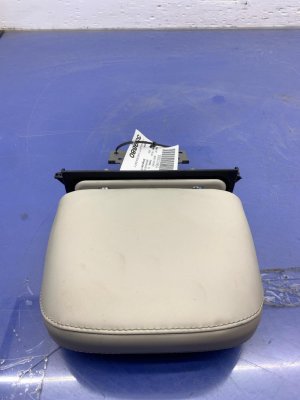 2020-2024 Hyundai Palisade Third Row Seat Headrest Assembly - Rear, Left (Driver) (Used OEM)