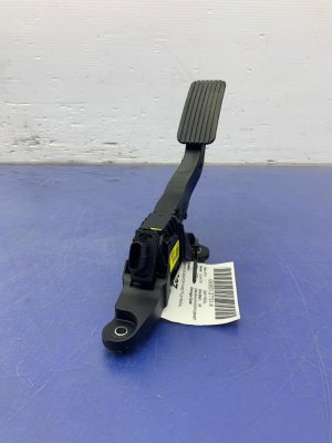 2021-2023 Hyundai Elantra Accelerator Pedal Assembly (Used OEM)