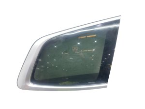2022-2025 Kia Telluride Chrome Quarter Glass Window with Satin Chrome Molding - Rear, Right (Passenger) (Used OEM)