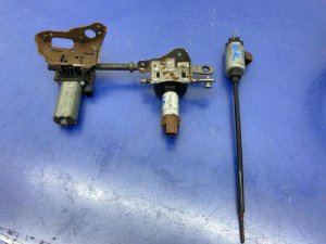 2016-2019 BMW M760i xDrive Seat Adjustment Motor Set - Front, Left (Driver) (Used OEM)