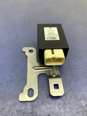 2013-2017 Lexus LS460 Seat Heater Control Module - Rear (Used OEM)