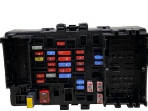 2016-2020 Chevrolet Tahoe Instrument Panel Fuse Junction Box Block Set - Front (Used OEM)