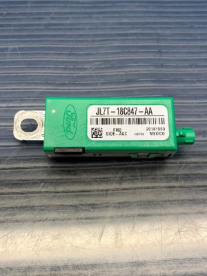 2018-2021 Lincoln Navigator Antenna Amplifier Module (Used OEM)