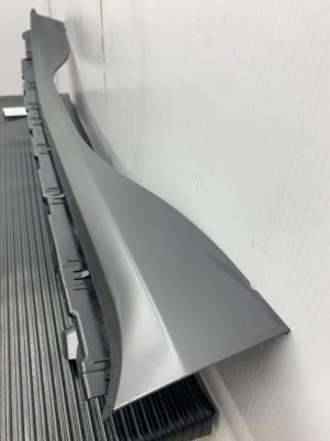 2014-2020 BMW i8 Black Door Trim Strip - Front (Used OEM)