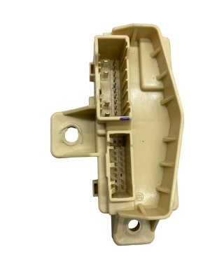 2021-2024 Kia Seltos Cabin Fuse Relay Junction Box - Front (Used OEM)