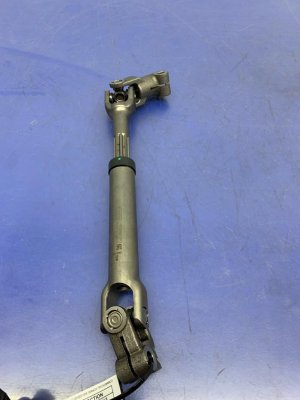 2020-2025 Ford Escape Intermediate Steering Column Shaft (Used OEM)