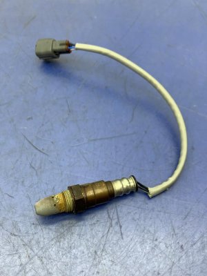 2017-2020 Toyota Sienna Upper Oxygen O2 Sensor - Front (Used OEM)