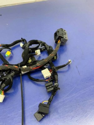 2017-2019 Genesis G80 Seat Wiring Harness - Front, Left (Driver) (Used OEM)