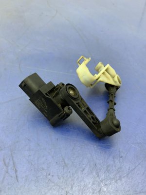 2012-2015 Jaguar XF Suspension Height Sensor - Rear, Left (Driver) (Used OEM)