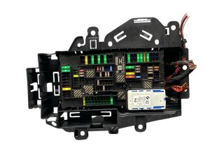 2018-2022 BMW X3 Cabin Fuse Box Power Distribution Module - Rear (Used OEM)