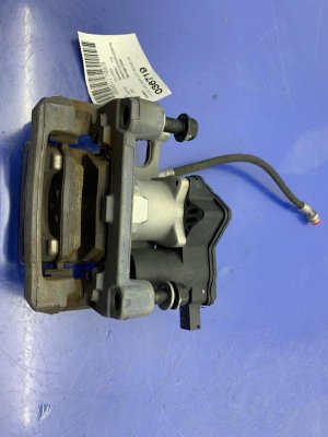 2024-2025 Kia Sorento Disc Brake Caliper with Electronic Parking Brake - Rear, Left (Driver) (Used OEM)
