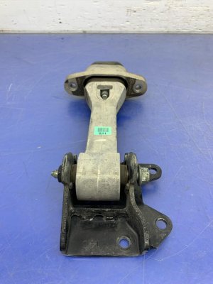 2020-2025 Kia Telluride Engine Torque Strut Support Arm (Used OEM)