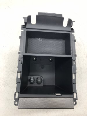 2020-2022 Hyundai Palisade Black Front Center Console with Wireless Charging and Rear Climate Control (Used OEM)