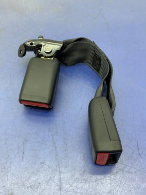 2019-2024 Genesis G70 Center Seat Belt Buckle - Rear, Left (Driver) (Used OEM)