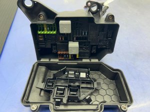 2019-2021 Mercedes-Benz CLS550 Engine Compartment Fuse Box - Left (Driver) (Used OEM)