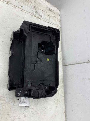 2021-2024 Kia K5 Battery Holder Tray (Used OEM)