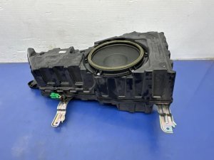 2018-2021 Lincoln Navigator Audio Subwoofer Assembly - Rear (Used OEM)