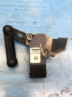 2017-2023 Volvo S90 Ride Height Level Sensor - Front (Used OEM)