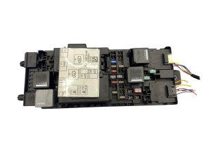 2018-2022 Land Rover Range Rover Sport Cabin Fuse Relay Junction Box (Used OEM)